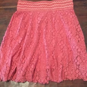 Angie lace skirt